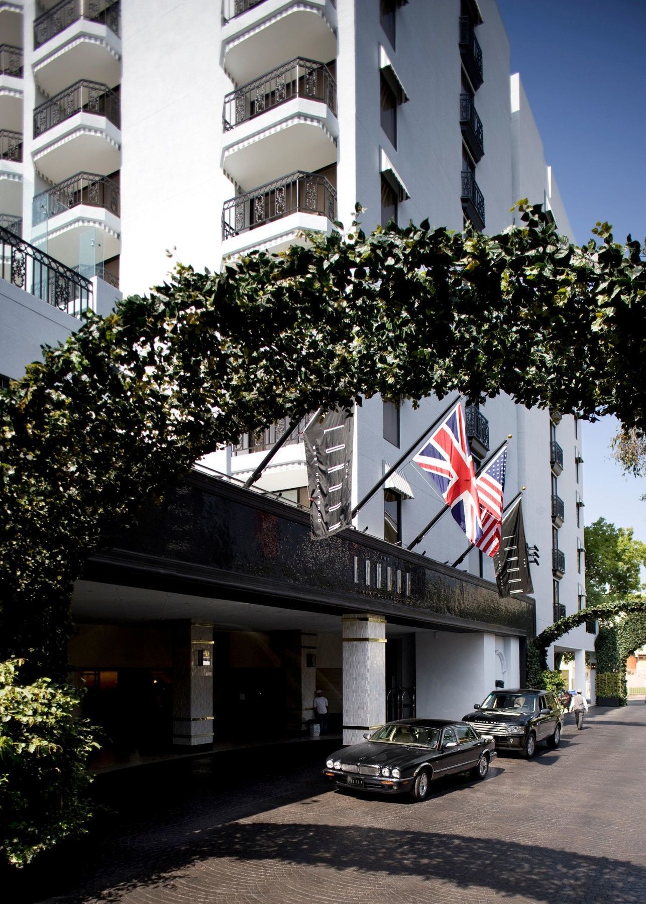 The London West Hollywood At Beverly Hills Экстерьер фото The British Embassy in Athens