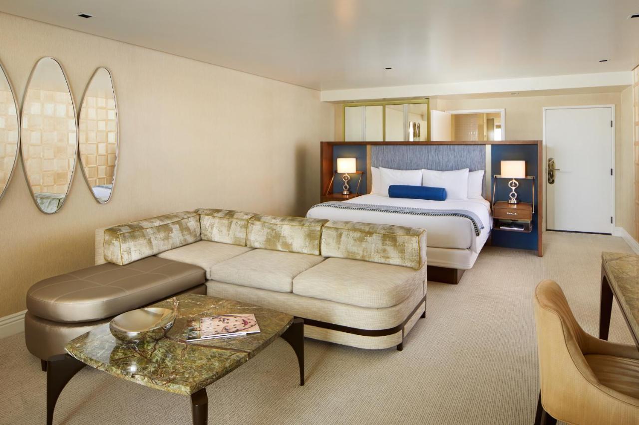 The London West Hollywood At Beverly Hills Экстерьер фото A guest room at The Mirage