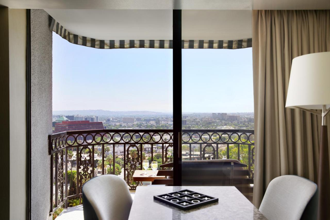 The London West Hollywood At Beverly Hills Экстерьер фото View from a suite