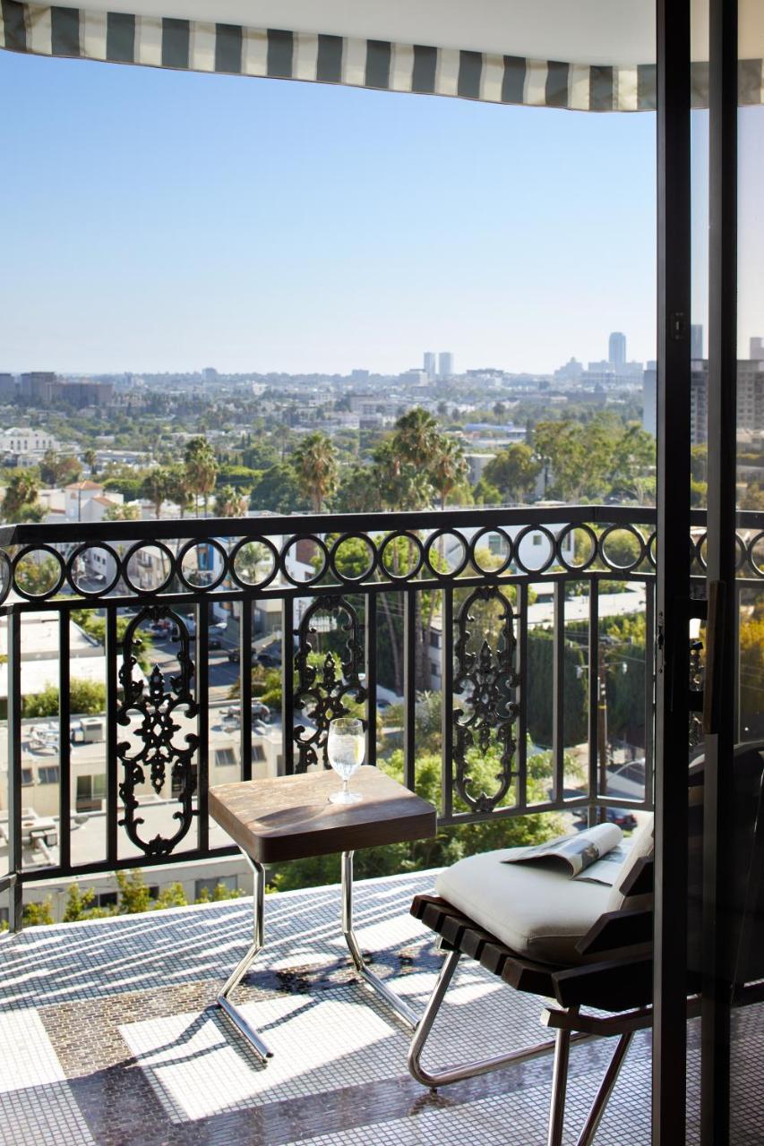The London West Hollywood At Beverly Hills Экстерьер фото View from the balcony of a suite at the Beverly Hills Hotel