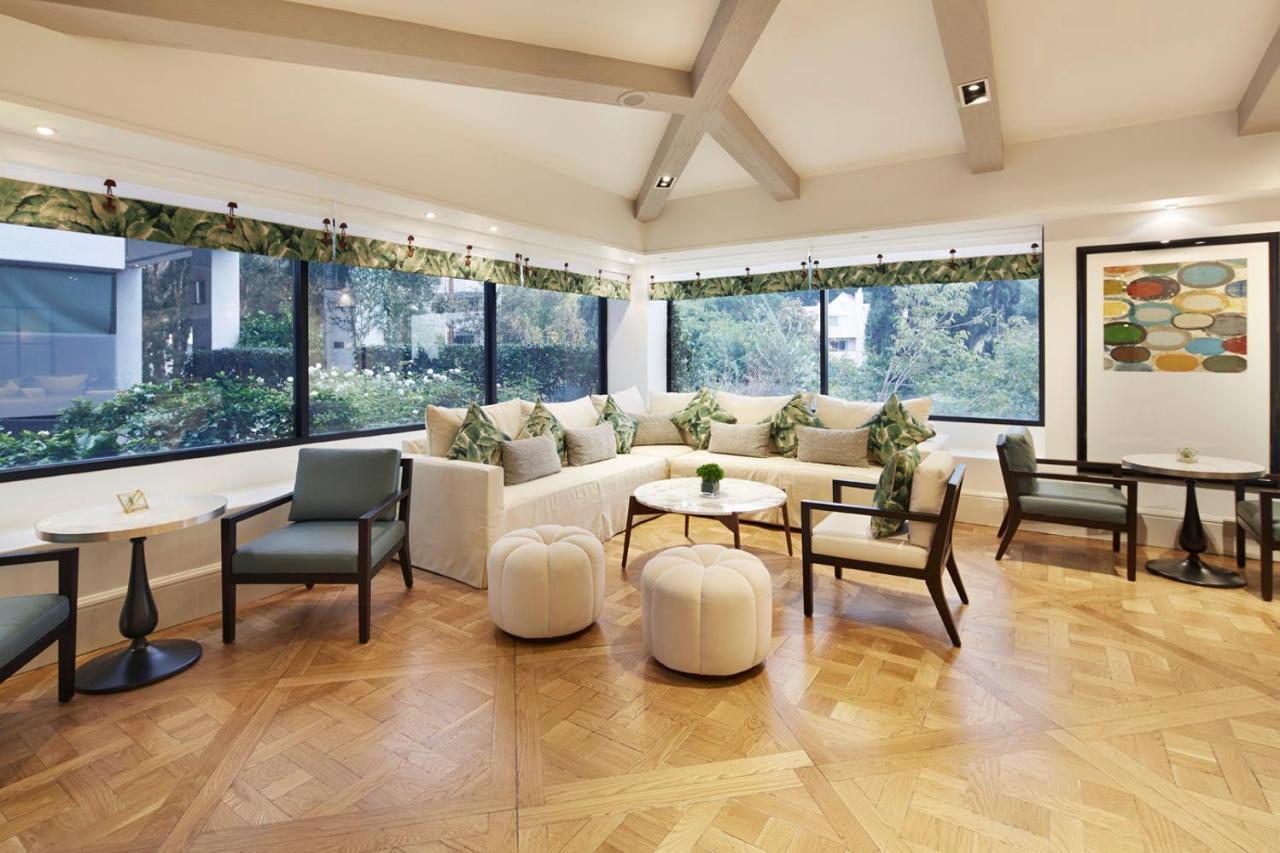 The London West Hollywood At Beverly Hills Экстерьер фото The Club at Hong Kong International Airport
